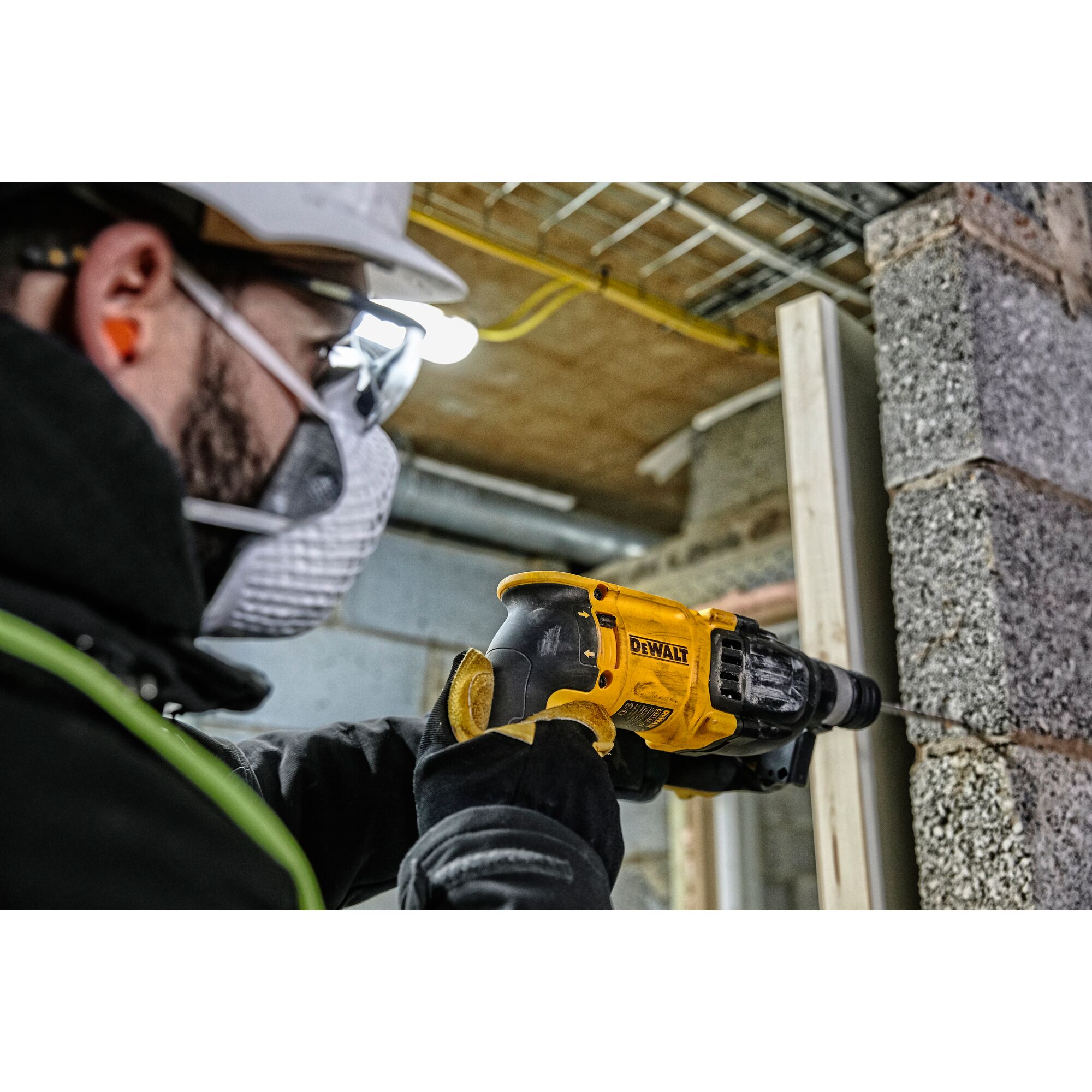 Dewalt 800w deals sds