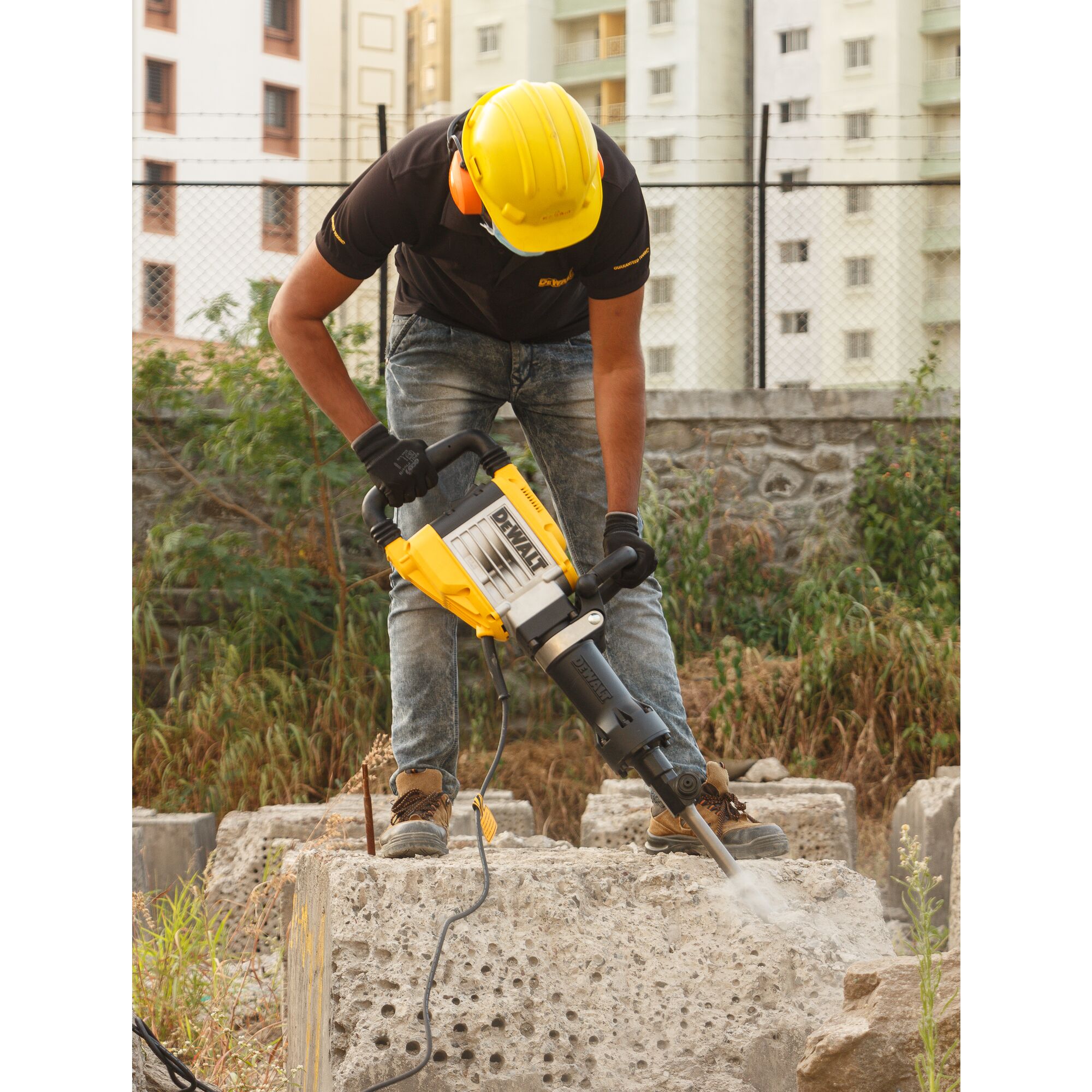 Dewalt breaker online hammer