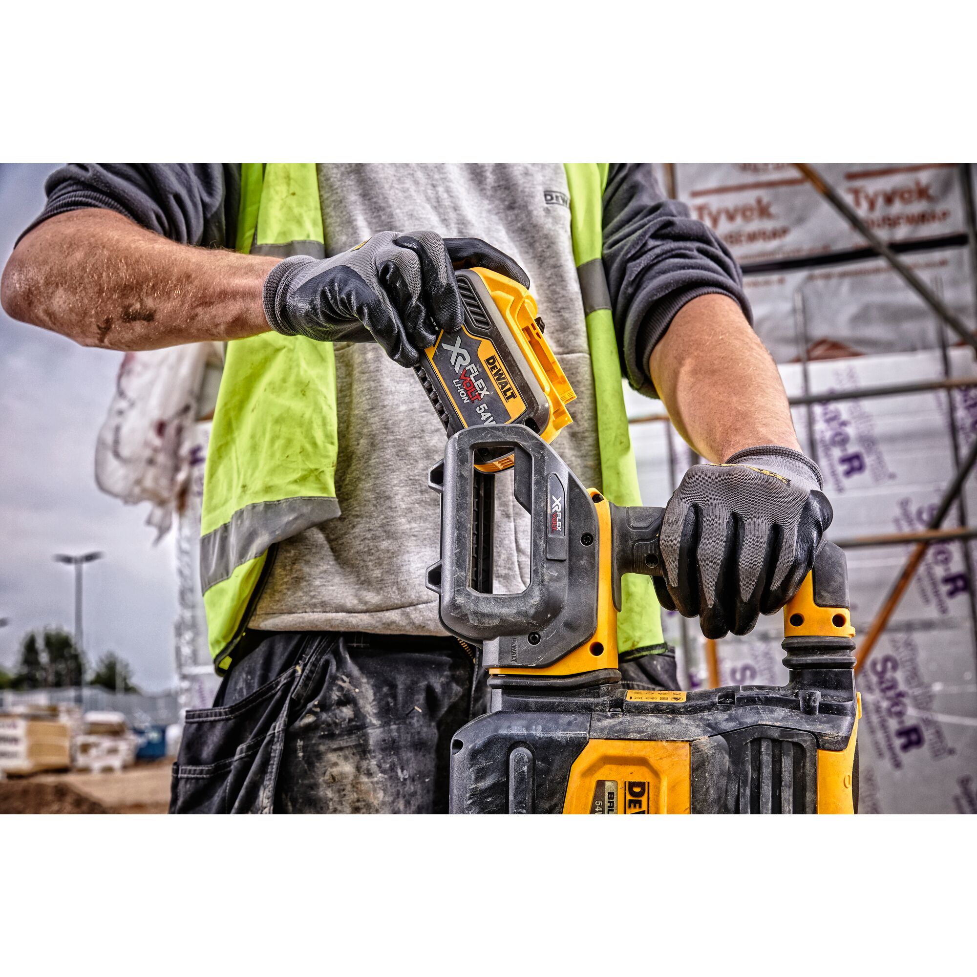 Dewalt dcb548 outlet