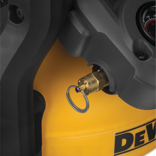 Close up of  safety pin feature of  FLEXVOLT® 2.5 GALLON CORDLESS AIR COMPRESSOR