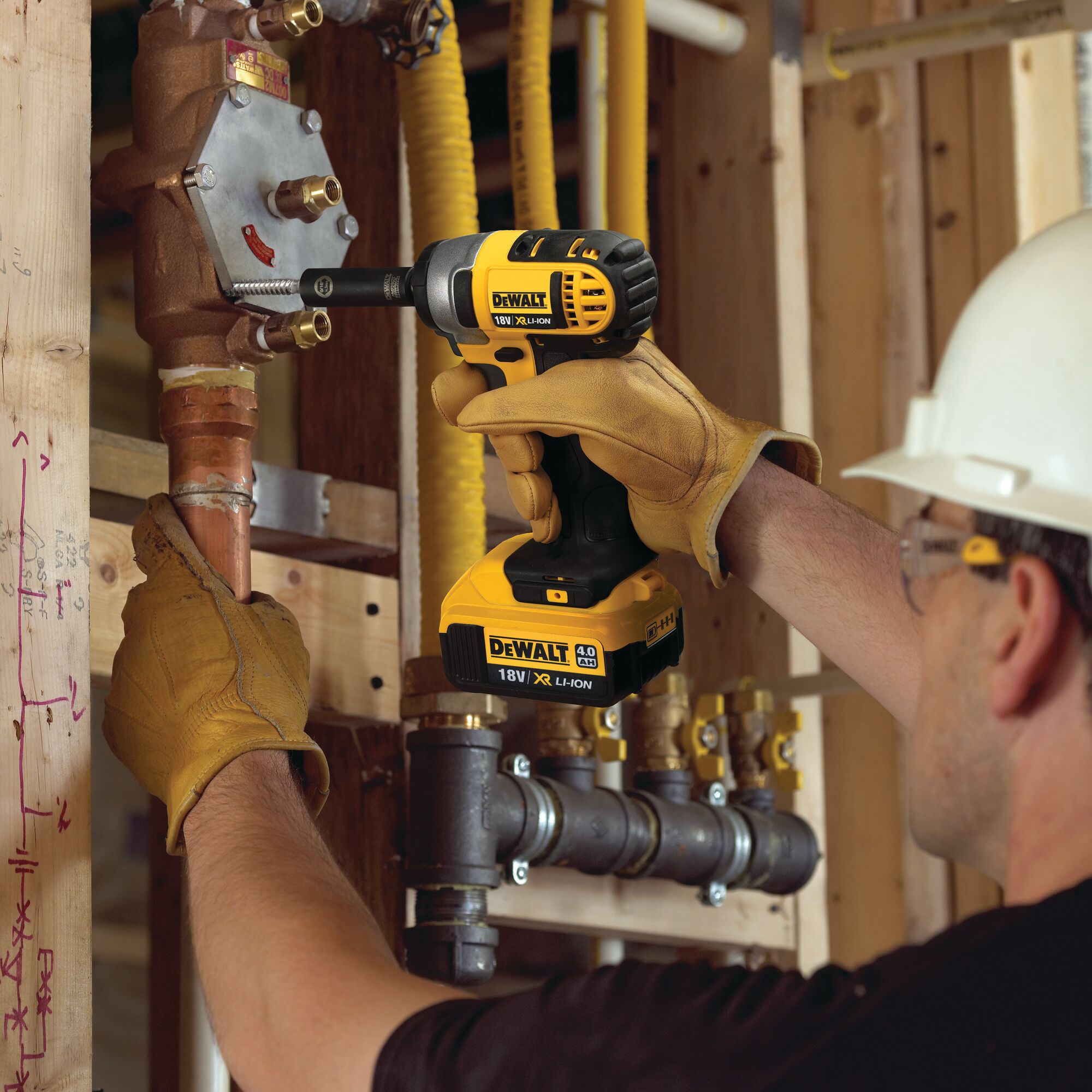 Dewalt discount dcf880m2 torque