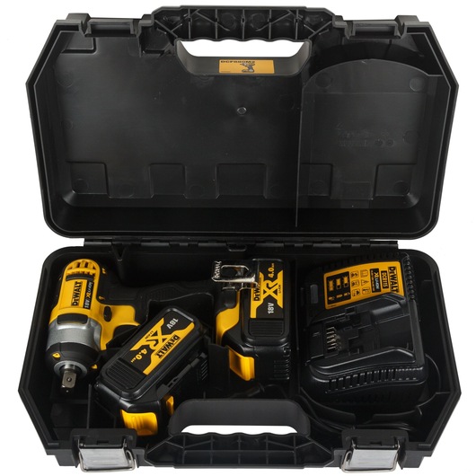 18V XR Li-Ion Compact Impact Wrench - 2 X 2Ah