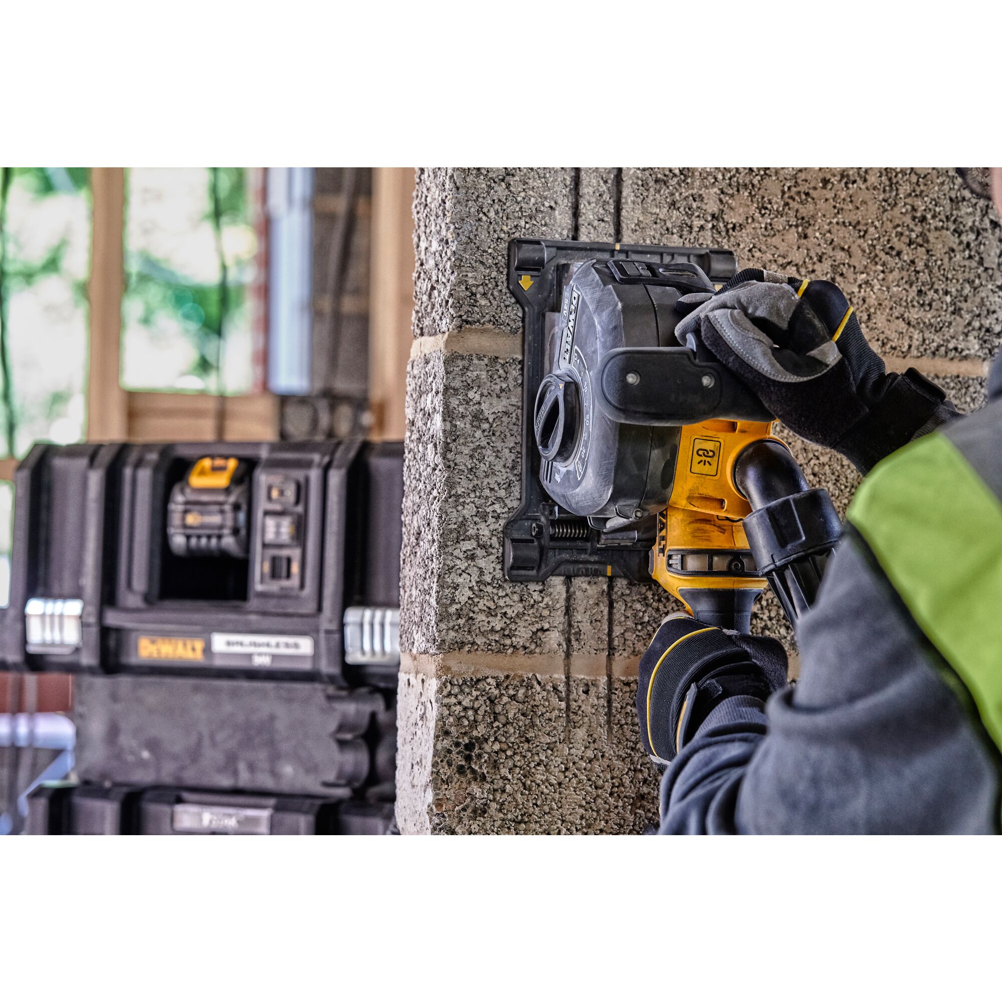 60V MAX FLEXVOLT Wall Chaser 6Ah Battery DEWALT