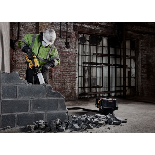 60V MAX Brushless 3-Mode 32mm SDS-Plus Cordless Hammer (9Ah Batteries)