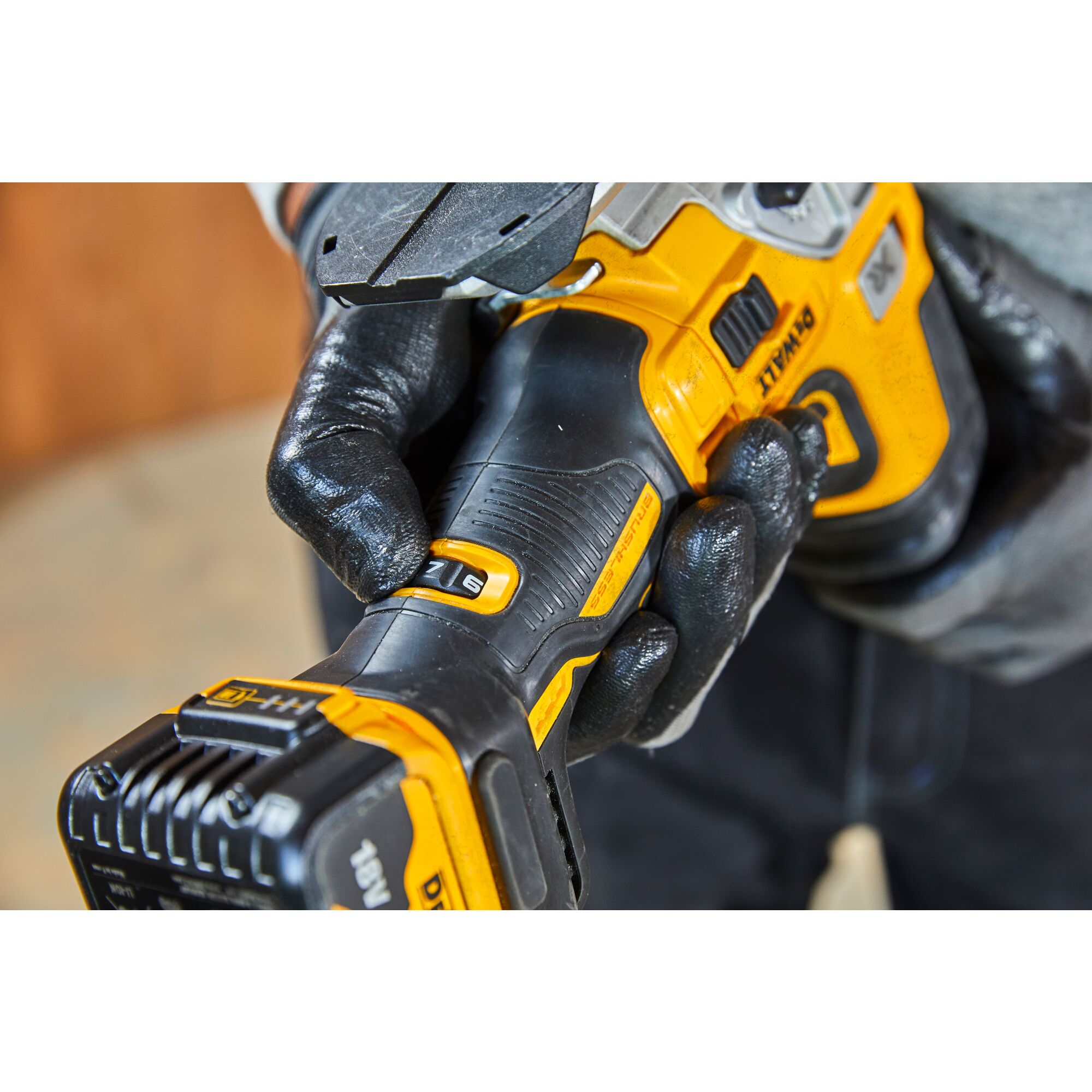 18V XR Brushless Body Grip Jigsaw Bare Unit DEWALT