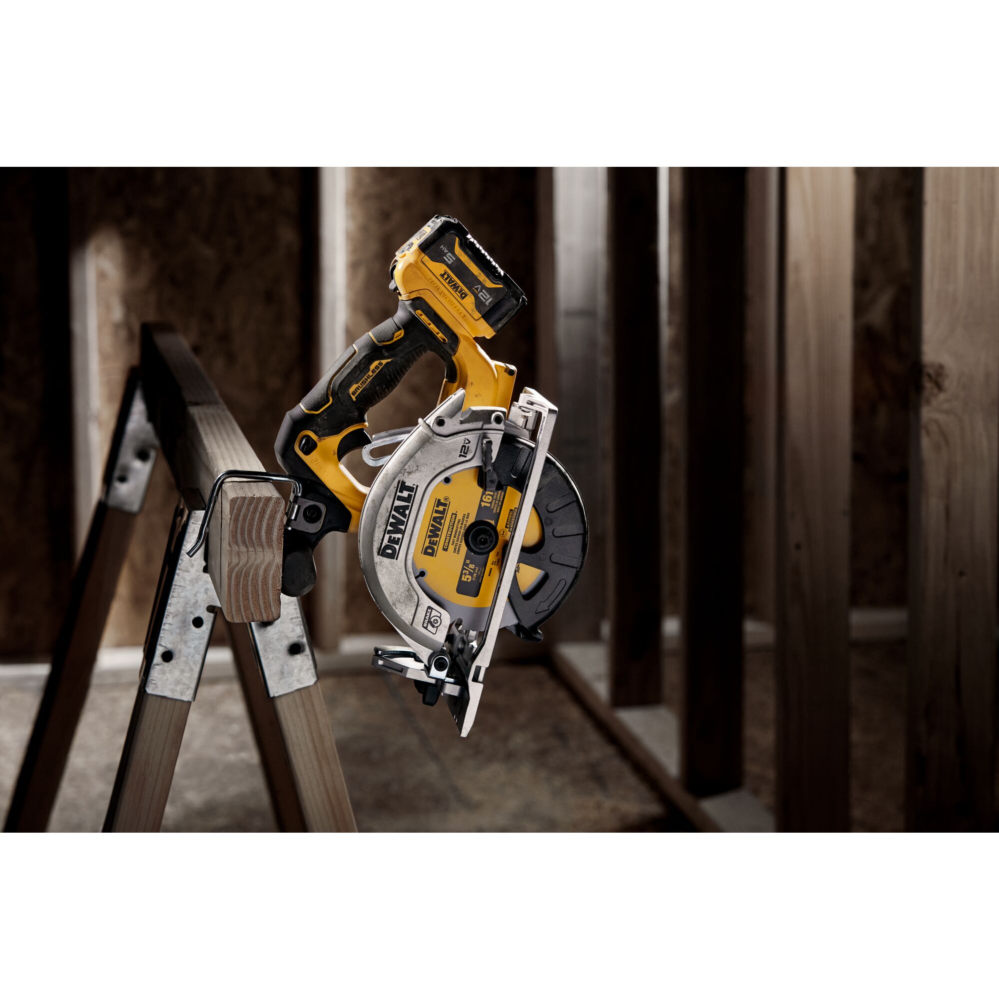 Dewalt 12v 2024 circular saw