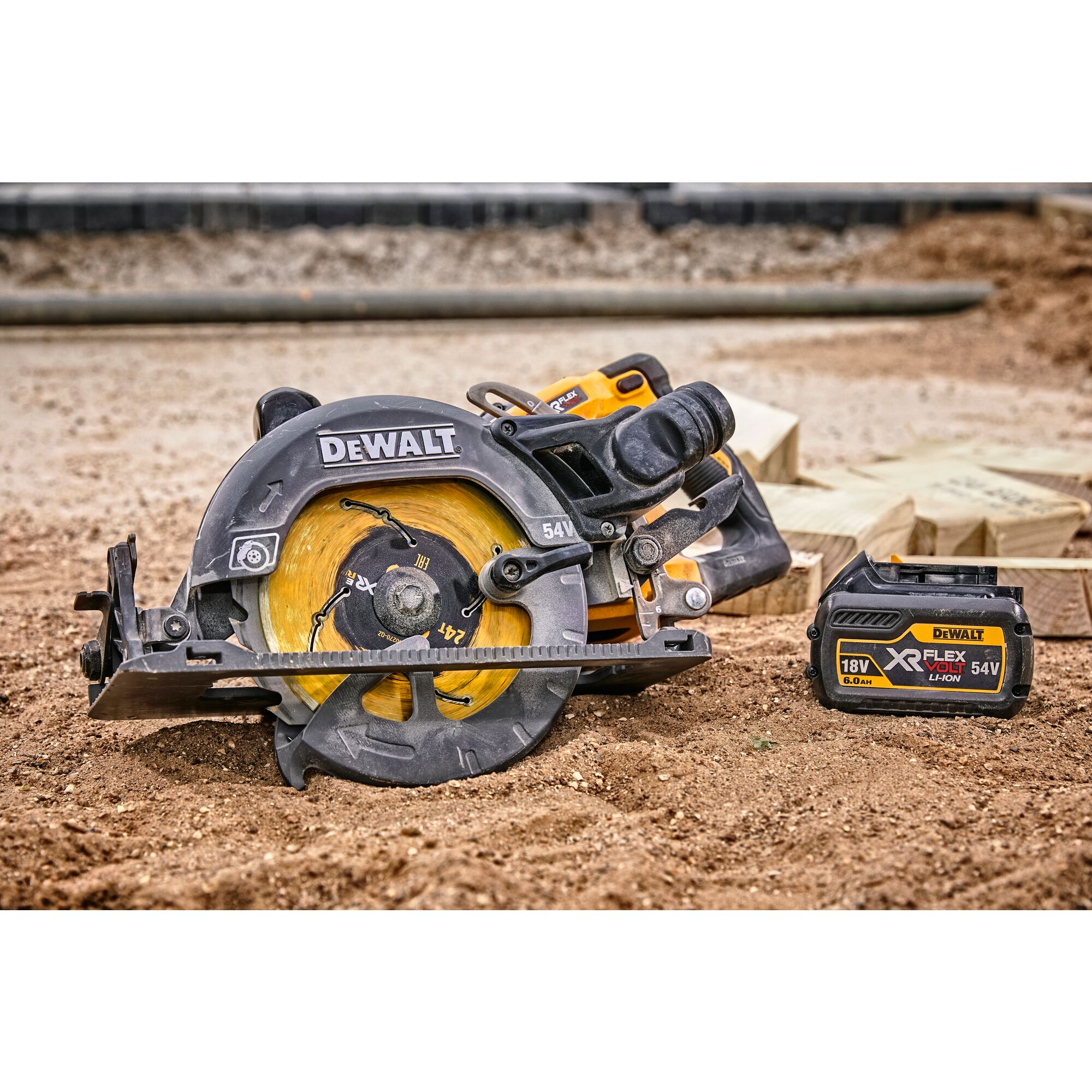 54V XR FLEXVOLT 190mm High Torque Circular Saw Bare Unit DEWALT