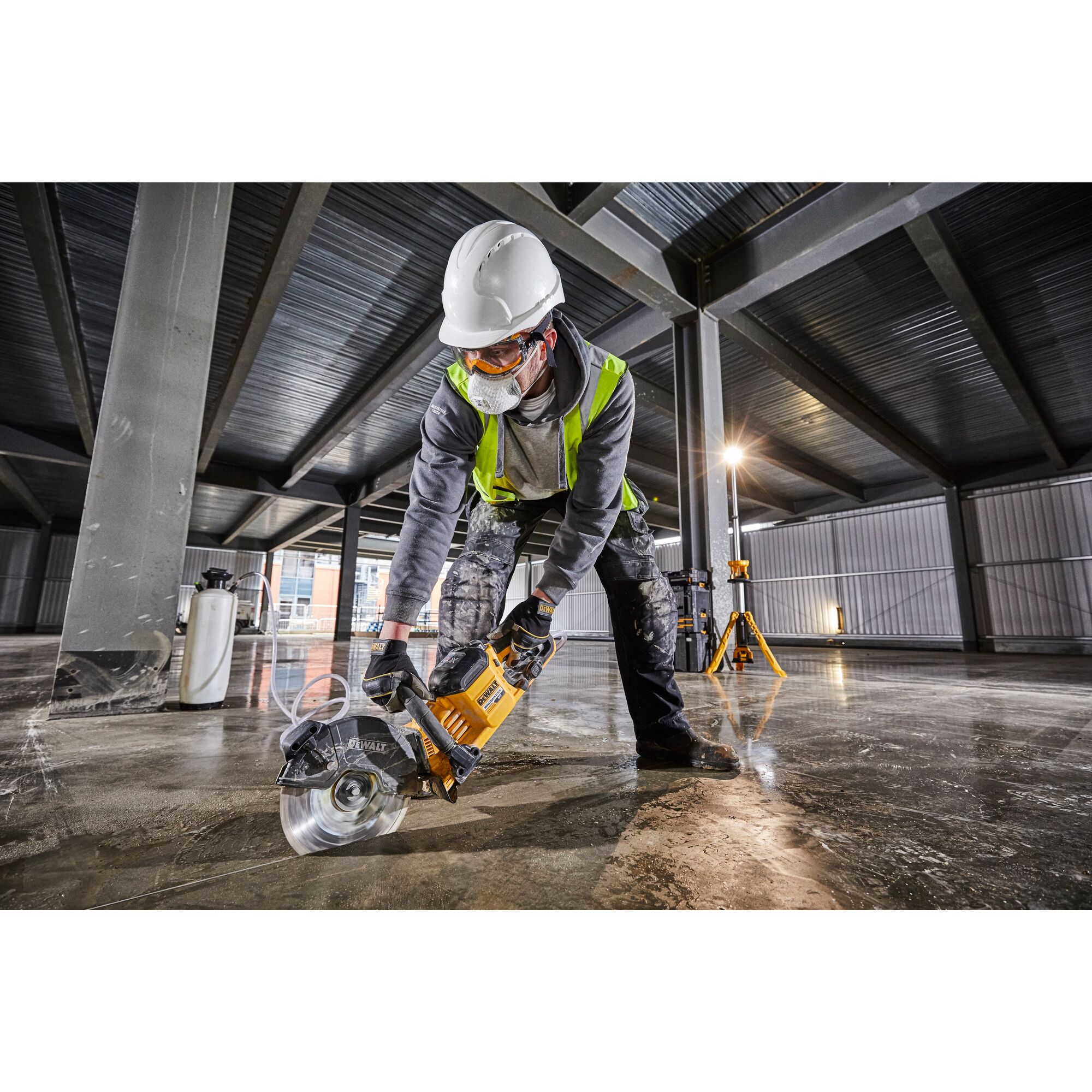 Dewalt cordless best sale concrete saw