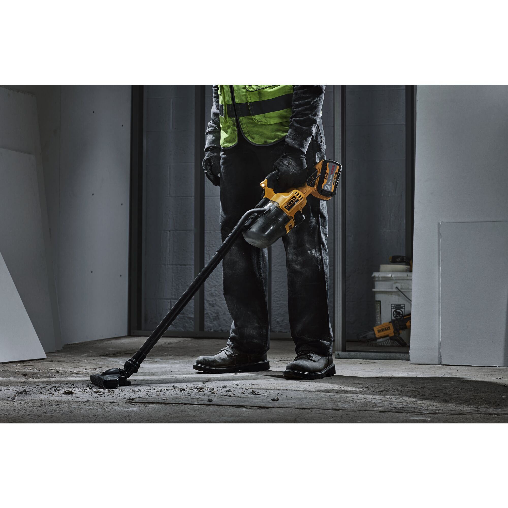 Dewalt hand vacuum deals 18v