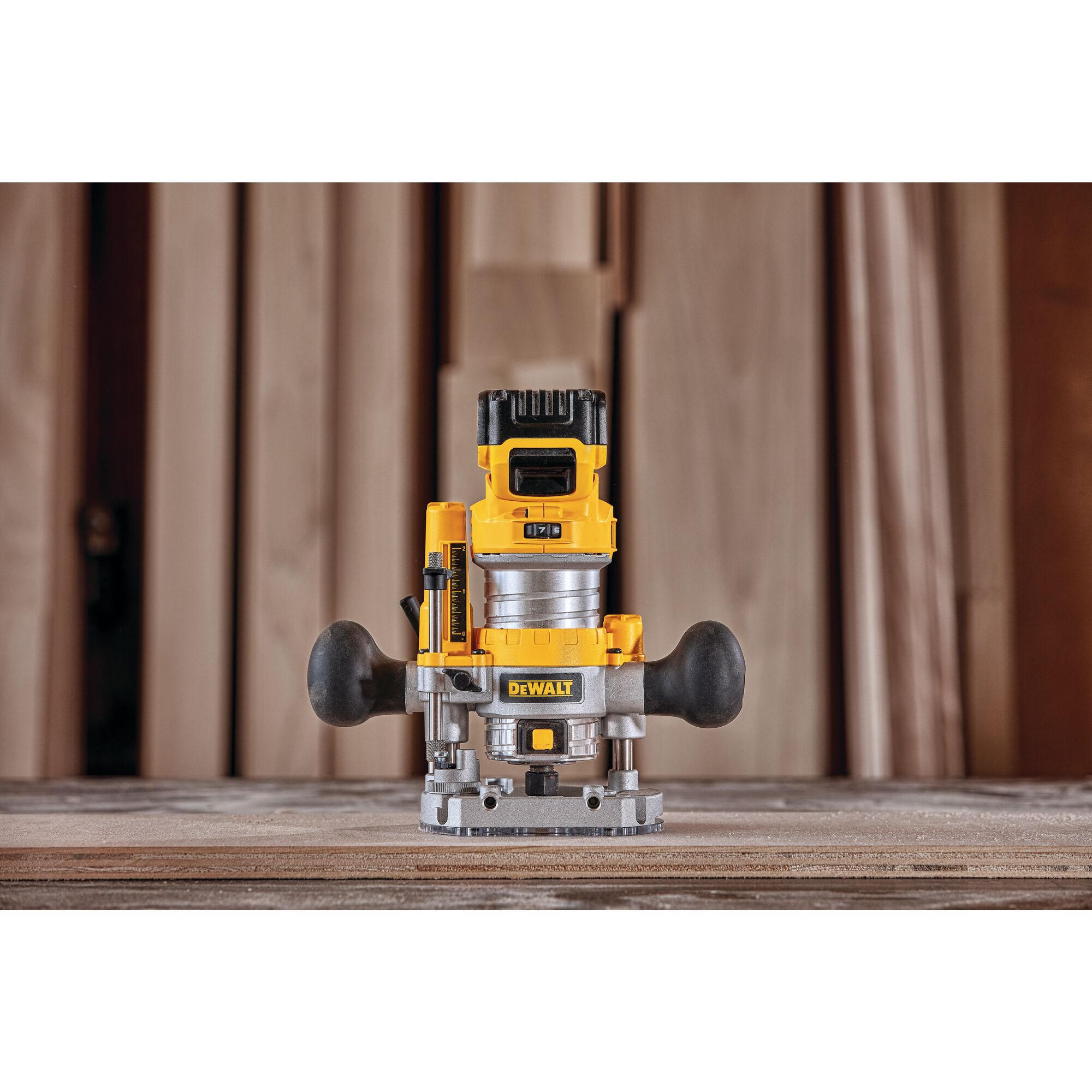 20V MAX Brushless Cordless Compact 8mm Router Bare DEWALT