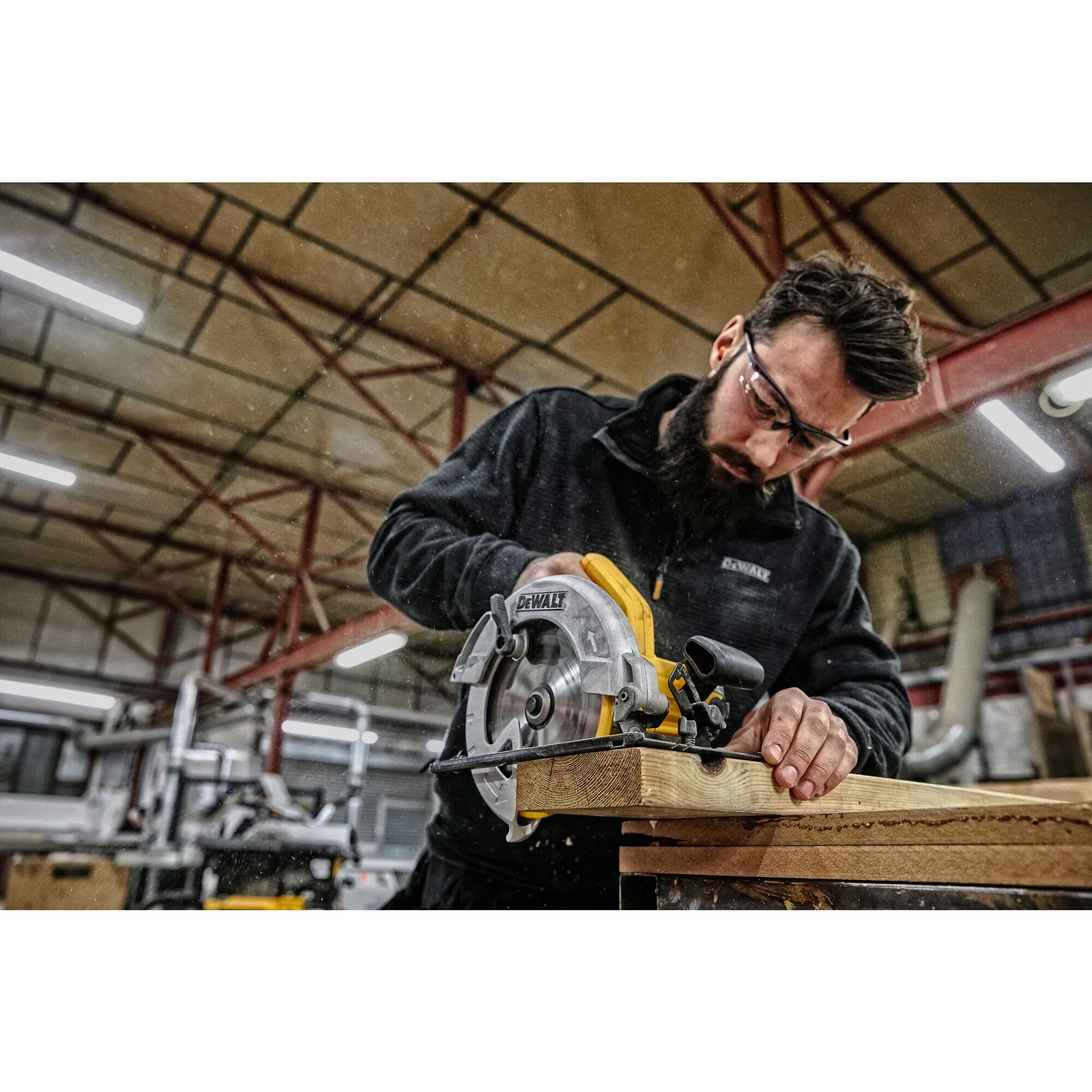 184mm Circular Saw DEWALT