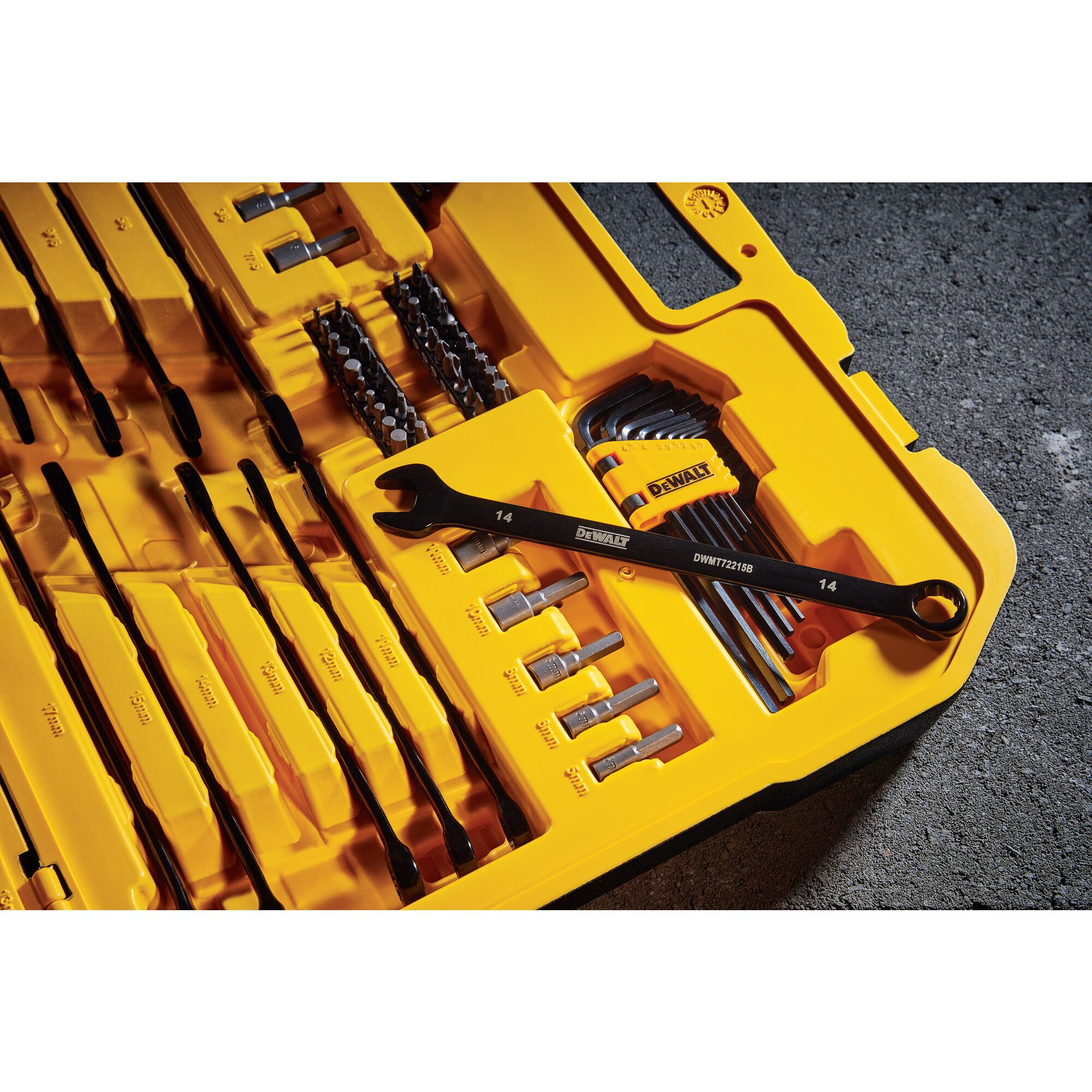 Dewalt wrench deals set