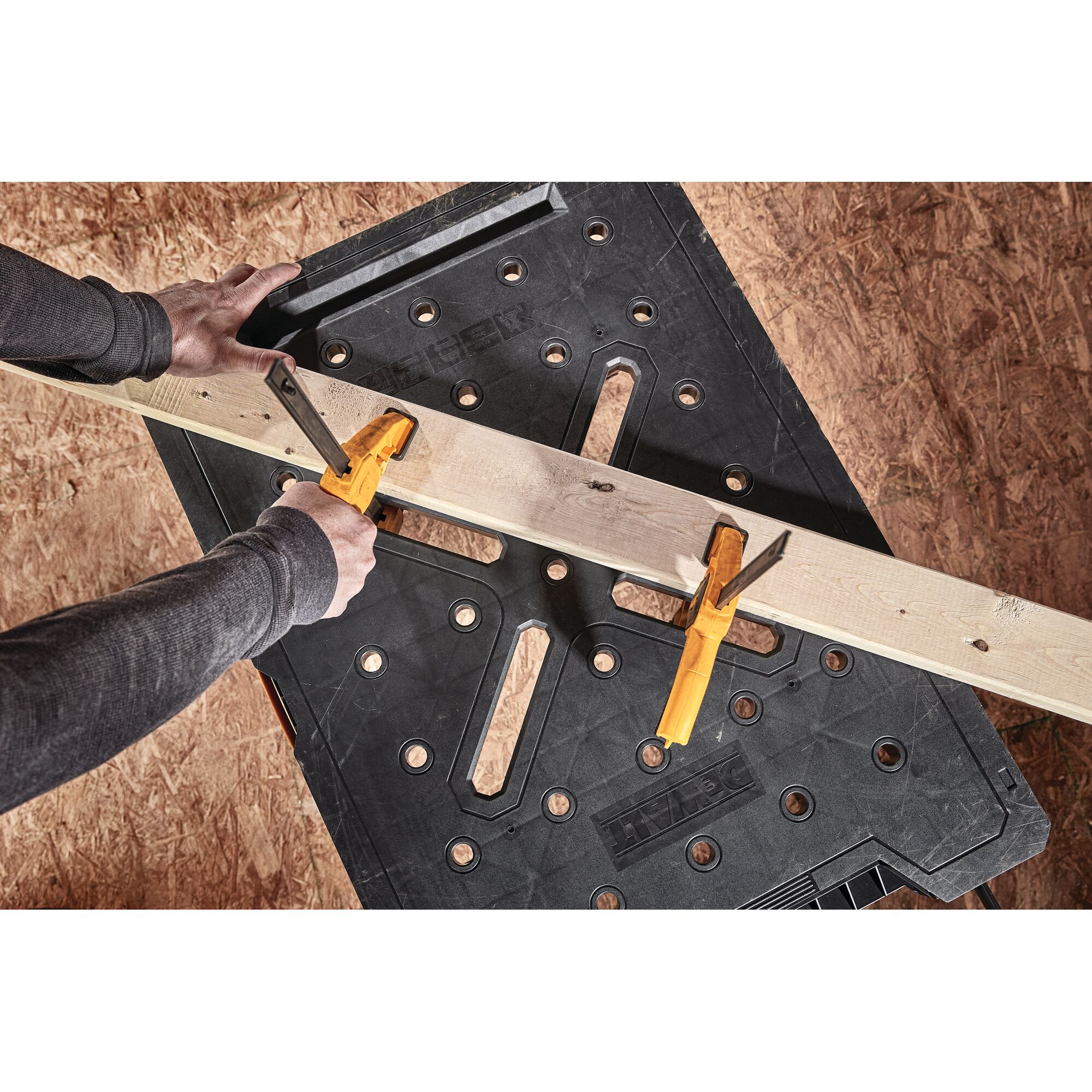 Express Folding Workbench | DEWALT