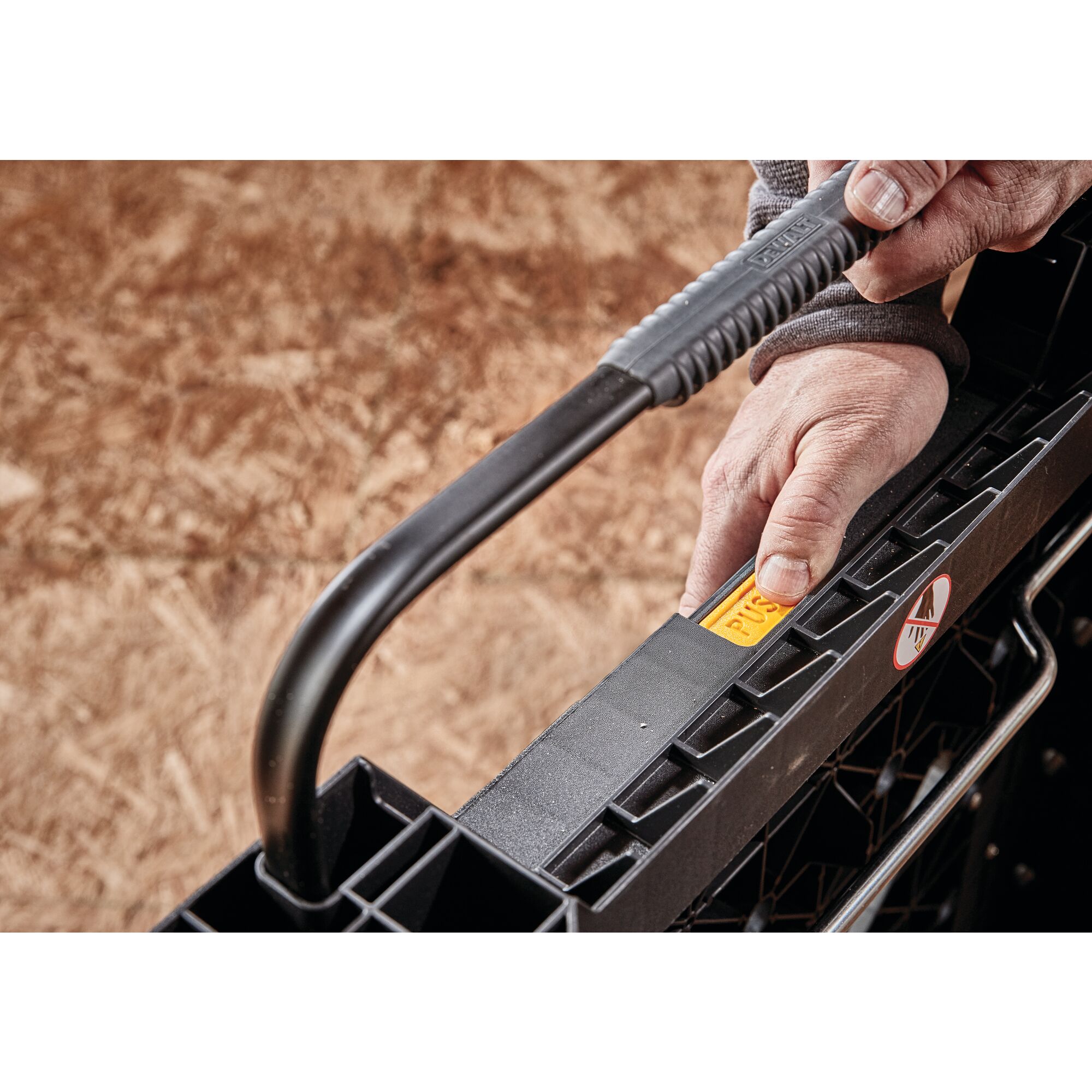 Express Folding Workbench | DEWALT