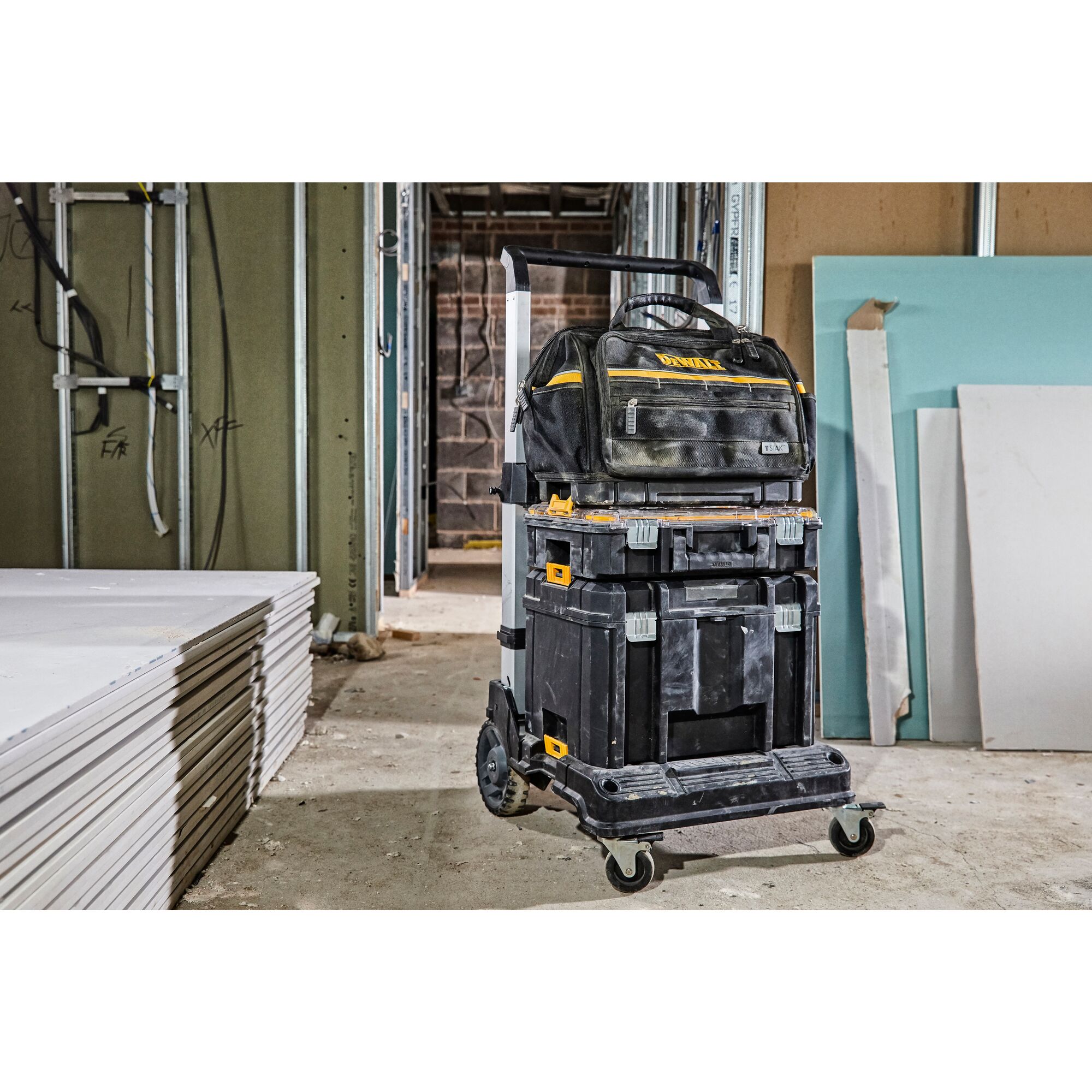 TSTAK Soft Tool Bag | DEWALT