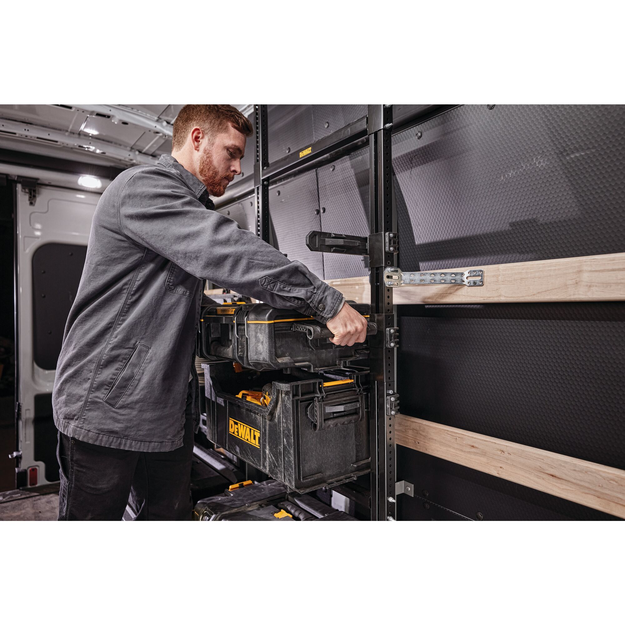 TOUGHSYSTEM® 2.0 - DS166 Shallow Box | DEWALT