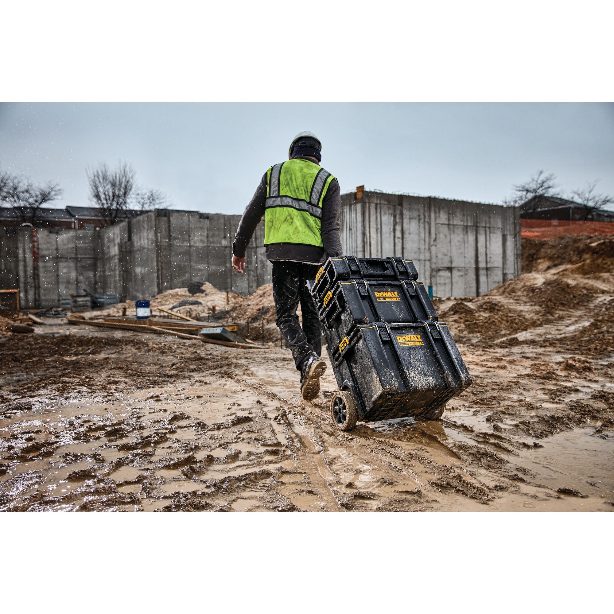 TOUGHSYSTEM® 2.0 - DS166 Shallow Box | DEWALT
