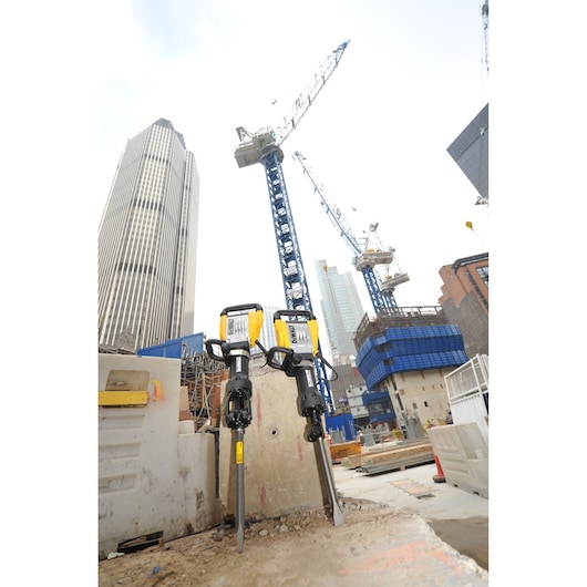 1600W 16Kg 30mm HEX Demolition Hammer