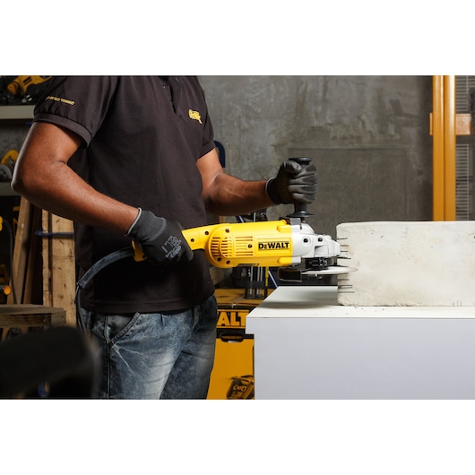 2200W 7-inch Angle Grinder with Trigger Switch