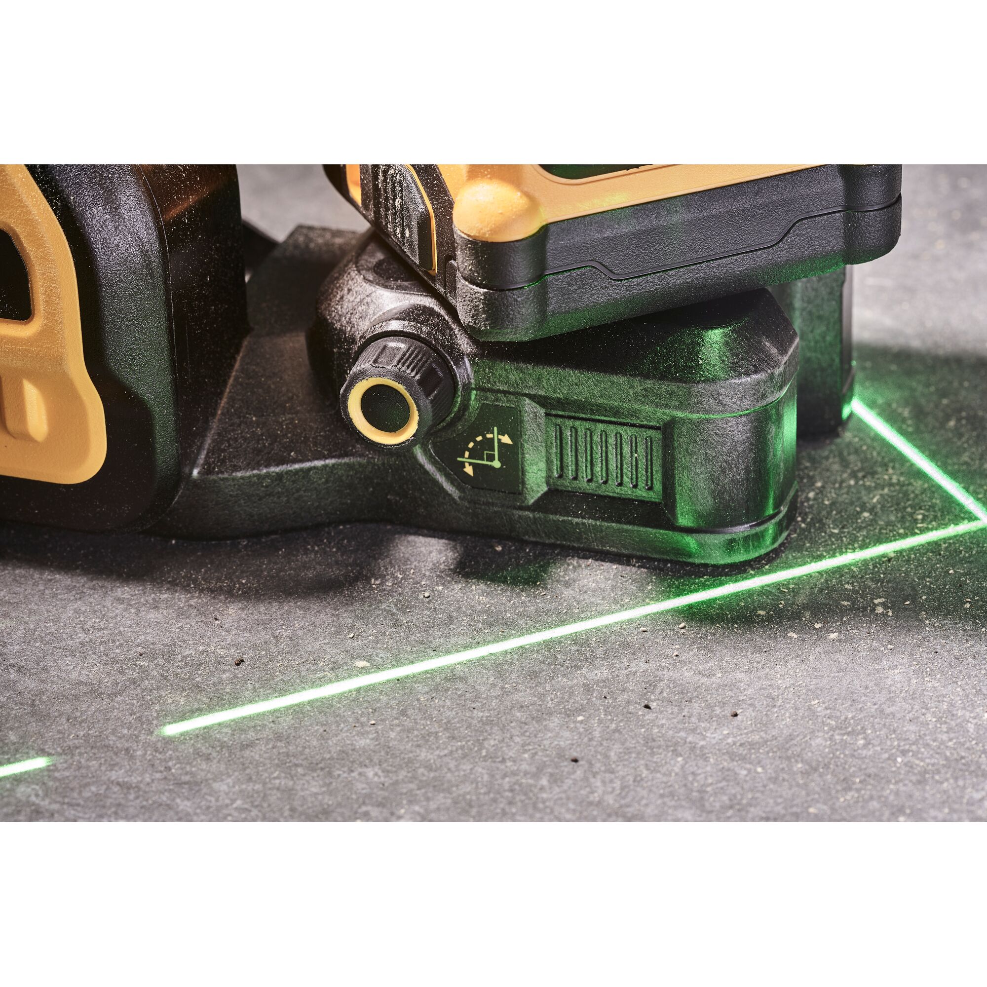 12V/18V XR® 3 X 360 Green Cross Line Laser (Tool Only) | DEWALT
