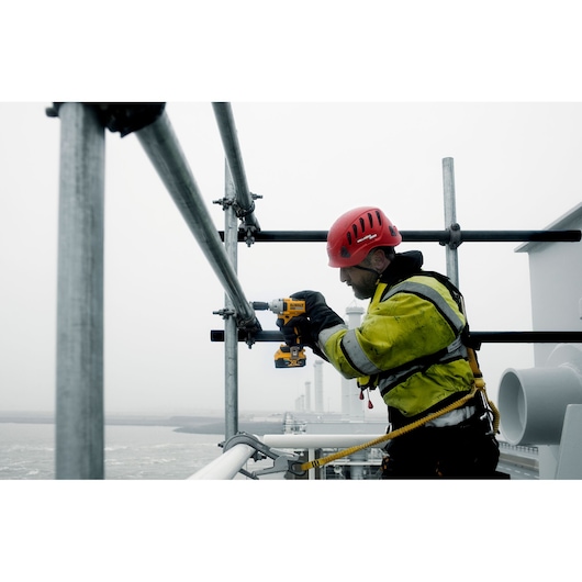 18V XR Compact High Torque Impact Wrench