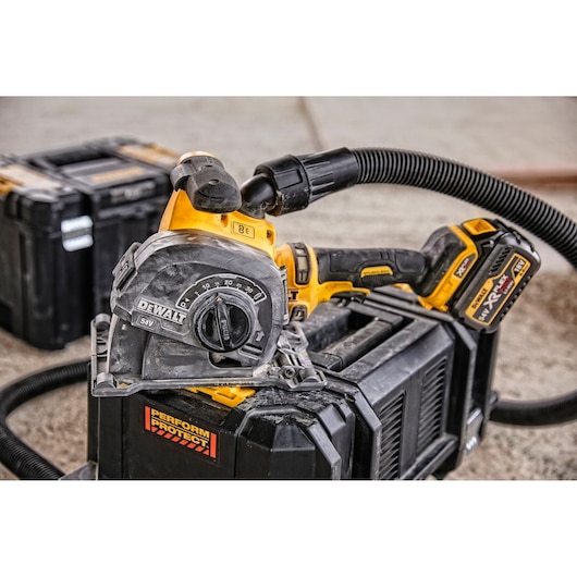 60V MAX FLEXVOLT Wall Chaser (6Ah Battery)