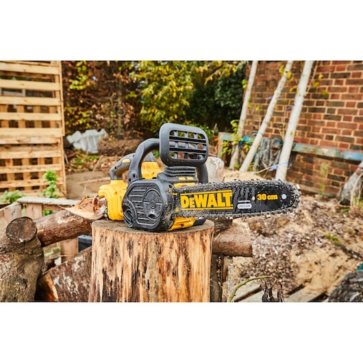 20V 10 INCH CHAINSAW