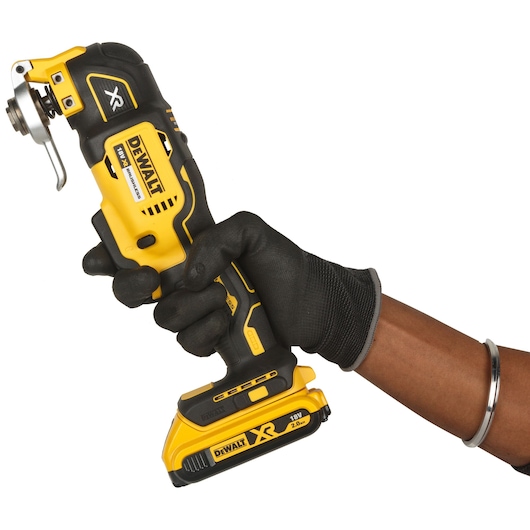 18V XR Brushless Oscillating Multi-Tool - 2 X 2Ah