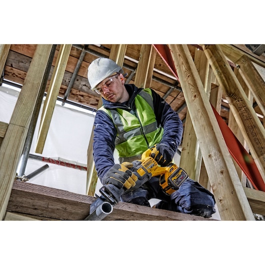 60V MAX FLEXVOLT Reciprocating Saw (9Ah Batteries)