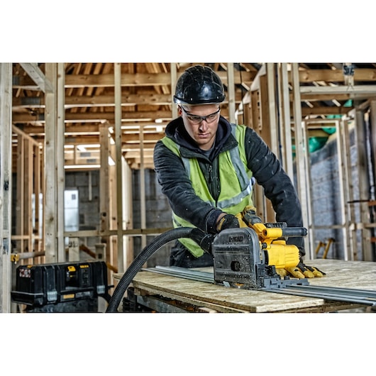 60V MAX FLEXVOLT 165mm Plunge Saw (Bare)