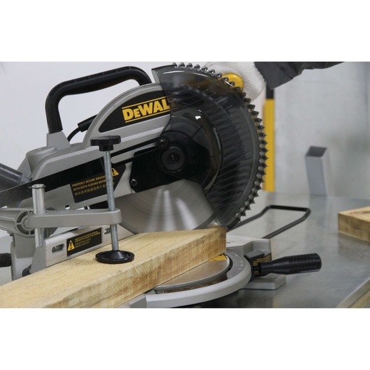 1650W 10-inch Mitre Saw