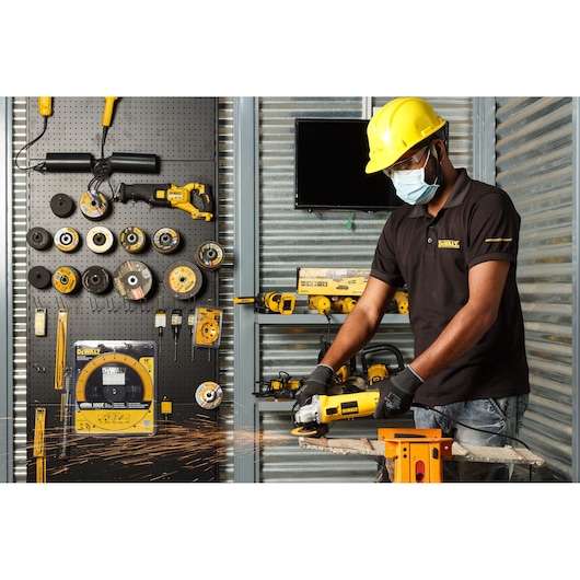 850W 4-inch Angle Grinder with Slide Switch