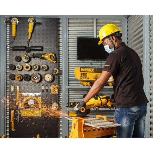 2600W 230mm Angle Grinder