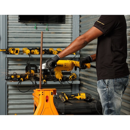 2200W 9-inch Angle Grinder with Trigger Switch
